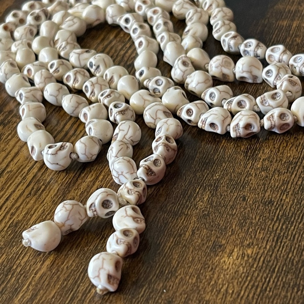 Skull Mala - Picture 2 of 8